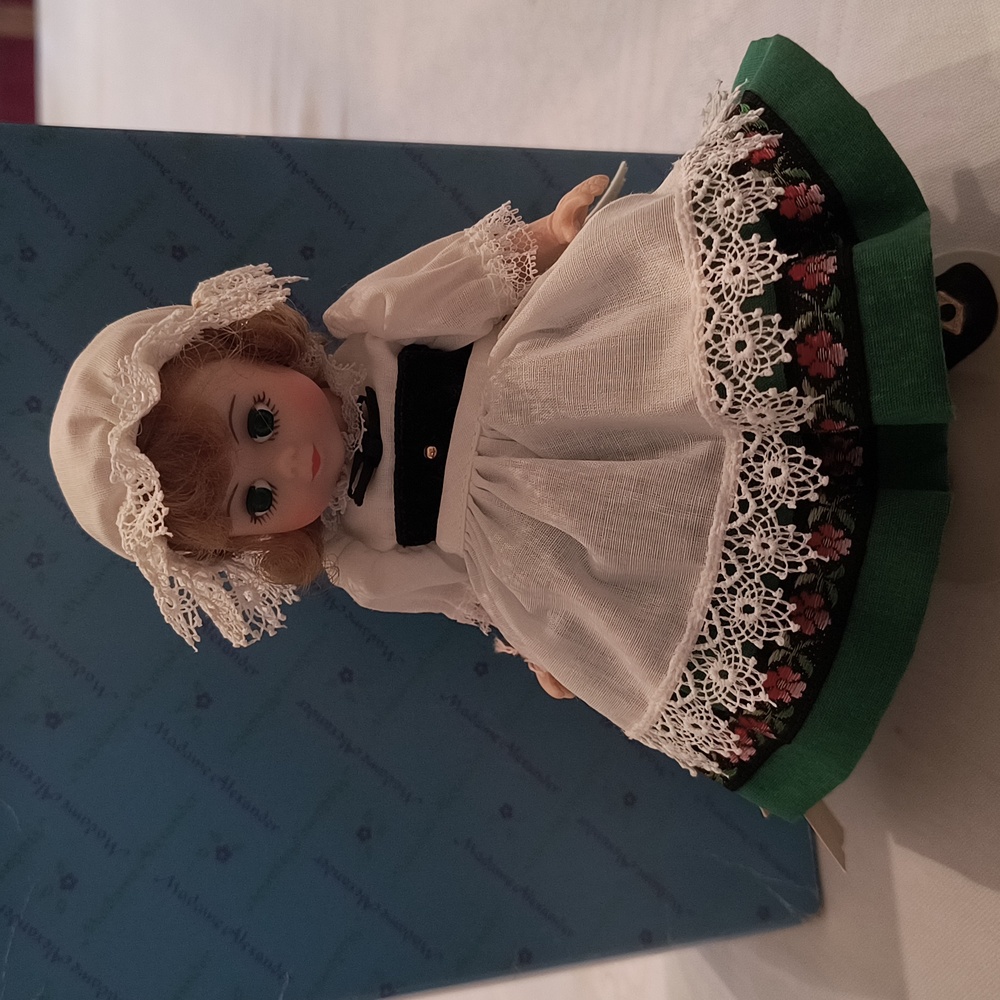 Madame Alexander Ireland Doll - Picture 16 of 16